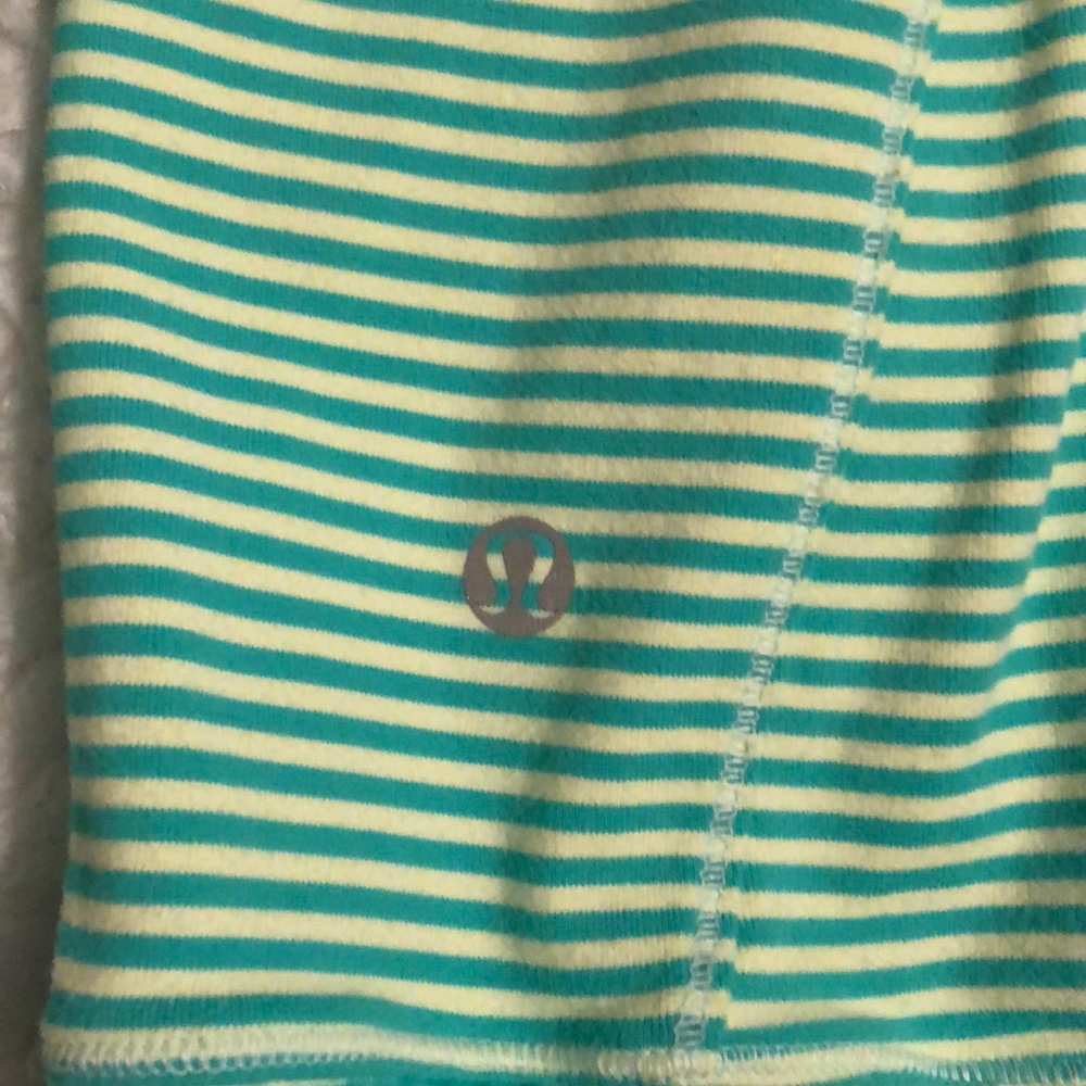 Lululemon Pullover - Picture 6 of 6
